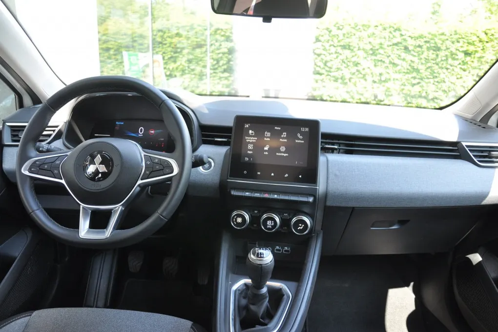 Mitsubishi Colt 1.0T MT Instyle Camera