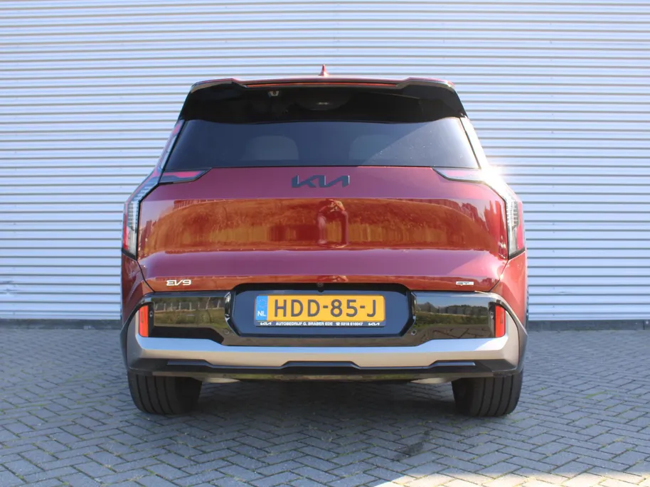 Kia EV9 GT-Line AWD 99.8 kWh | 7-zits | Stuur-/stoelverwarming + ventilatie v+a | 360 Camera | Schuifdak | Elek. stoelverstelling +  achterklep | HUD | Leer | 21" LM |