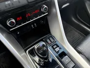 Mitsubishi Eclipse Cross 2.4 PHEV Instyle Trekhaak | Stoel verwarming | Achteruitrijcamera | Leder | Cruise control