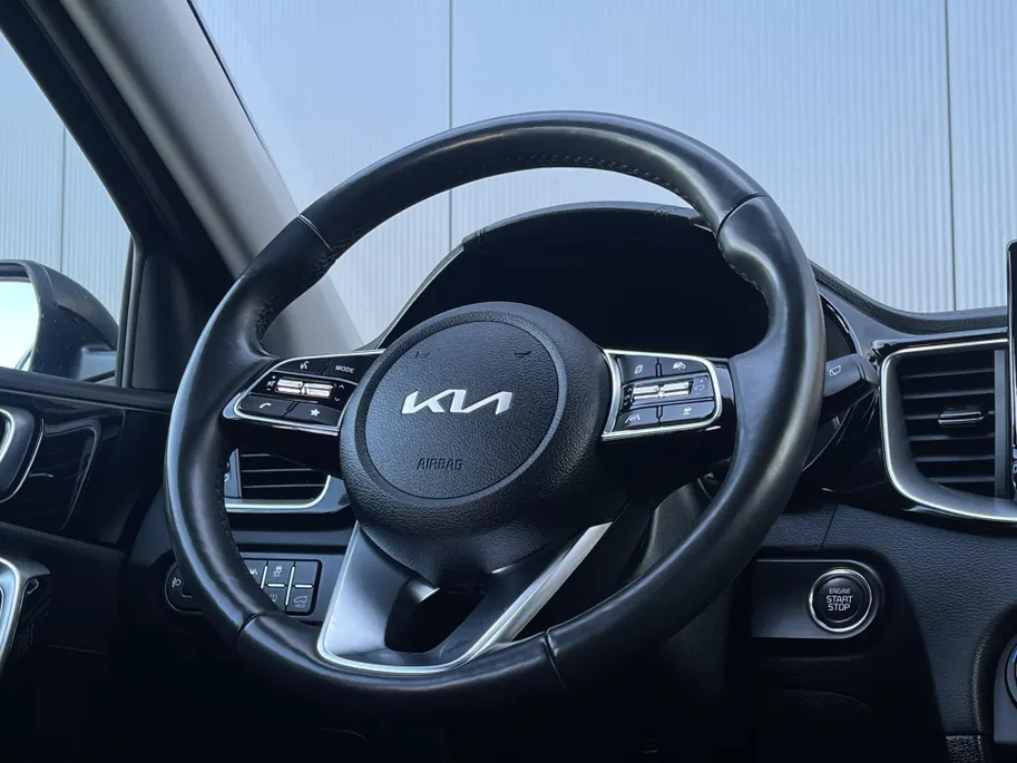 Kia XCeed 1.5 T-GDi DynamicPlusLine | Automaat | Camera | Navi | Stoel/-Stuurverwarming | El. Achterklep | Adaptieve Cruise | Keyless Entry/Go |