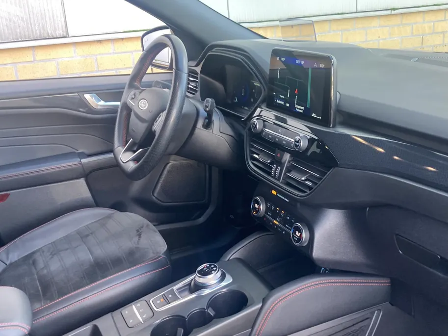 Ford Kuga 2.5 PHEV ST-Line X Afneembare trekhaak - Winter Pack - B&O Premium - 20inch LM velgen
