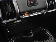 Suzuki e Vitara Style 61 kWh / Stoel + Stuurverwarming / 360° Camera / Navigatie /
