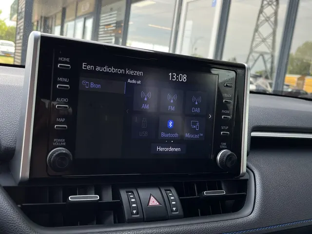Toyota RAV4 2.5 Hybrid Bi-Tone