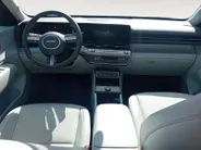 Hyundai Kona Premium Sky | ! Als nieuw! | Vol Opties | NU Incl. 12 maanden garantie, APK, Onderhoudsbeurt etc. Premiumpakket gratis! |