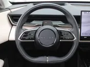 Mazda CX-6e Takumi Business Edition 78 kWh | Stuur-/stoelverwarming + ventilatie | Leer | Pano | 360 Camera | Dodehoek detectie | Elek. stoelverstelling + achterklep |