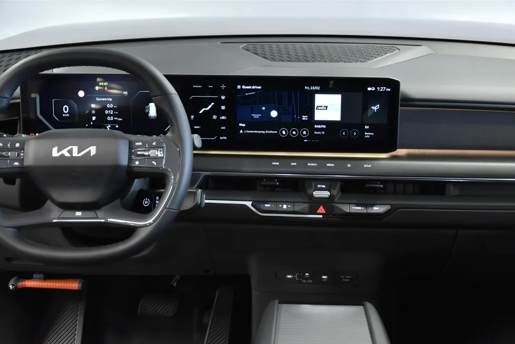 Kia EV9 99,8kWh 204pk RWD Air NIEUW - SNEL LEVERBAAR