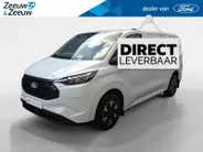 Ford E-Transit Custom 340 L1H1 Trend AWD 71 kWh | Direct leverbaar | 0,99% rente | 3-zits | Trekhaak