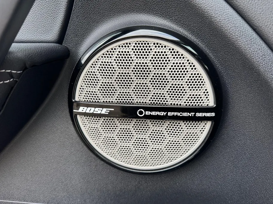 Renault Mégane Estate 1.2 TCe Bose | Automaat | Panoramadak | Trekhaak | Bose Sound | Half Leder bekleding | 12 maanden garantie! |