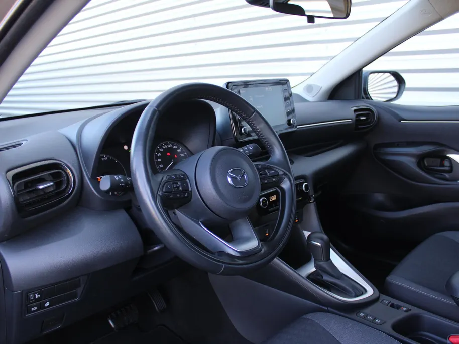 Mazda 2 Hybrid 1.5 Agile | Stuur-/stoelverwarming | Camera | 15' LM | Cruise adapt. | Airco |