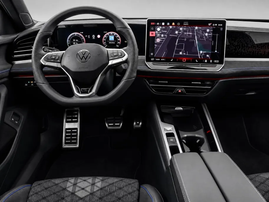 Volkswagen Passat Variant R-Line Edition 1.5 eHybrid 204 PK 6 versn. DSG
