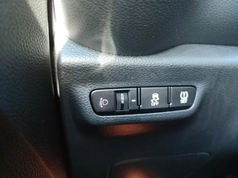 Kia Picanto 1.0 DPI DynamicPlusLine | Apple Carplay / Android Auto | Navigatiesysteem | Lichtsensor | Parkeersensoren + Camera Achter | Cruise Control | Rijstrooksensor + Correctie | 14' Lichtmetalen velgen