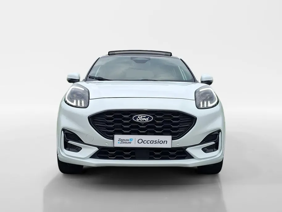 Ford Puma 1.0 EcoBoost Hybrid ST-Line | Automaat | Pano dak | Winter pack | Adapt. Cruise control | BLIS | Afneembare trekhaak | Draadloos opladen mobiel | Elektr. Achterklep | Parkeersensoren voor en achter | 360 gr camera | Fabrieksgarantie |