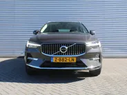 Volvo XC60 2.0 T6 Plug-in hybrid AWD Essential Edition Bright | Leer | Schuifdak | Elek. stoelverstelling | 19' LM | Dodehoek detectie | LED | Zeer nette auto |