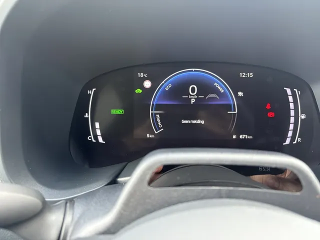 Toyota Aygo X Hybrid 115 play | Go Pack