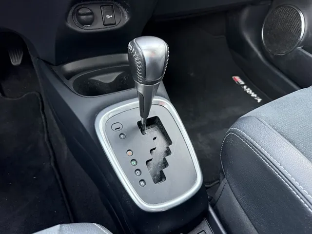 Toyota Yaris 1.5 Hybrid GR-Sport | Apple Car-Play | Camera | Bi-Tone