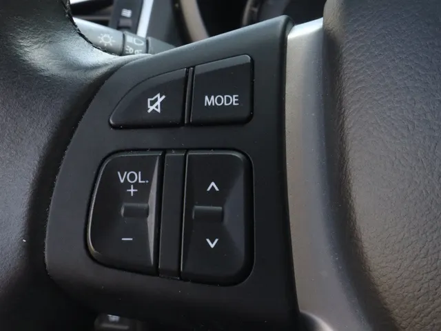 Suzuki S-Cross 1.4 BoosterJet Hybrid Select | Carplay | Trekhaak | All Seasons VERKOCHT