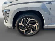 Hyundai Kona 1.6 GDI HEV N Line Sky | schuif-/kanteldak | Navi | Clima | 360 Camera | All Season banden | Stoel-/stuurverwarming | Elektrische achterklep