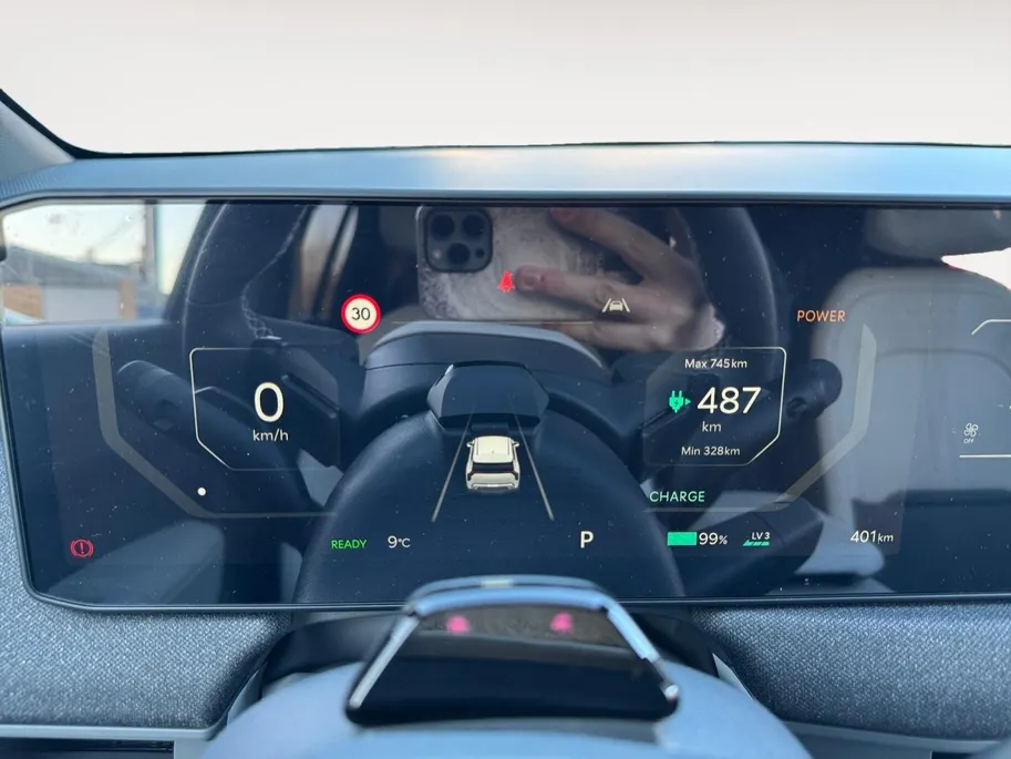 Kia EV3 GT-Line Dark Edition 81.4 kWh | cruise Control Adaptief | carplay | Navigatie | Climate control | Stoel verwarming voor + achter | Pakeersensoren voor + achter | Parkeercamera achter | LM Velgen 19' |
