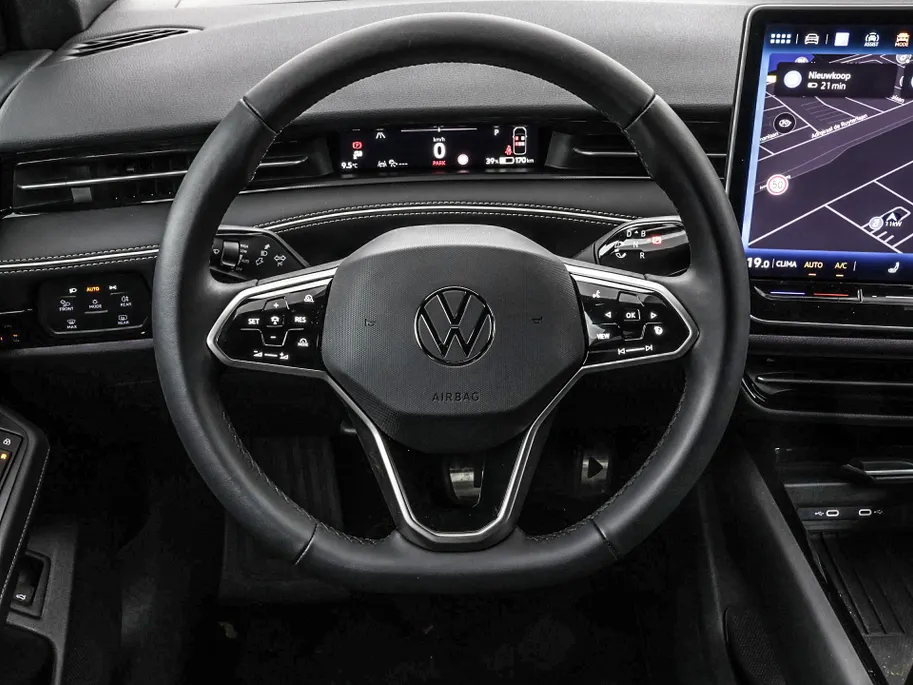 Volkswagen ID.7 Pro Limited Edition 77 kWh accu 286 pk · Achteruitrijcamera · Draadloze telefoonverbinding · LEDER INTERIEUR -