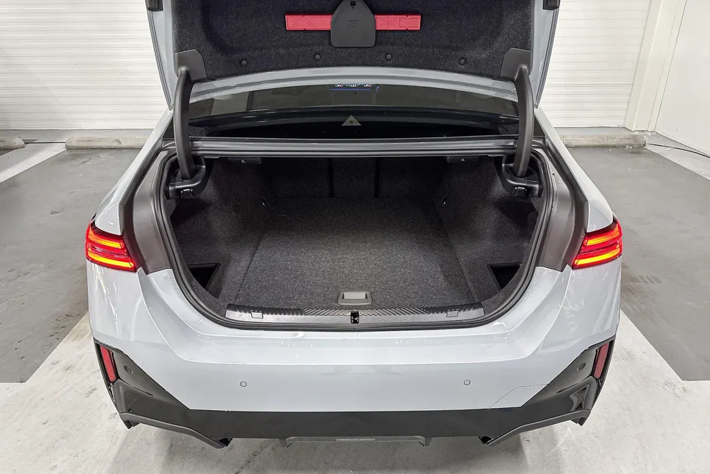 BMW i5 Sedan eDrive40