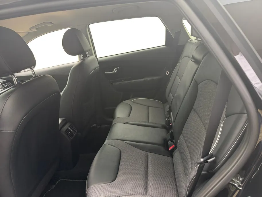 Kia e-Niro DynamicPlusLine 64 kWh | 100% SOH | Navigatie | Apple Carplay/Android Auto | Adaptieve Cruise Control | Stoel/Stuurverwarming | Lichtmetalen Velgen |