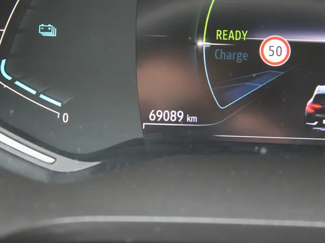 Renault Captur 1.6 E-Tech Hybrid 145 Zen | automaat | hybride | navigatie | achteruitrijcamera