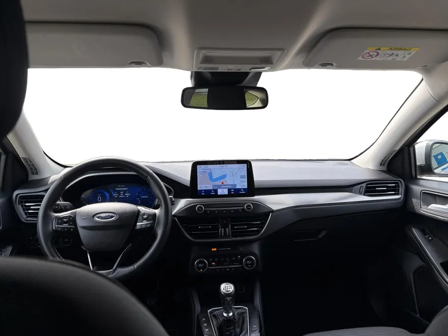Ford Focus Wagon 1.0 EcoBoost Titanium X Business 125PK | Camera | Winter Pack | El. Achterklep | Climate Control | Privacy Glass | Keyless Entry | LED