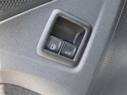 Volkswagen Tiguan 1.5 eHybrid R-Line Edition | Elek. trekhaak | Schuifdak | Stuur-/stoelverwarming + massage | Camera | 20' LM | HUD | LED | Dodehoek detectie | Nieuwstaat | BTW auto |