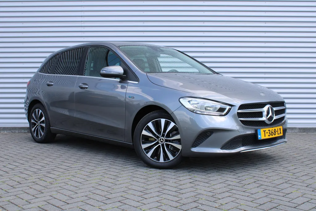 Mercedes-Benz B-Klasse B250e | Plug-in | 218PK | Automaat | 17' LM | Navi | Android Auto/Apple Carplay | Camera | Stoelverwarming |