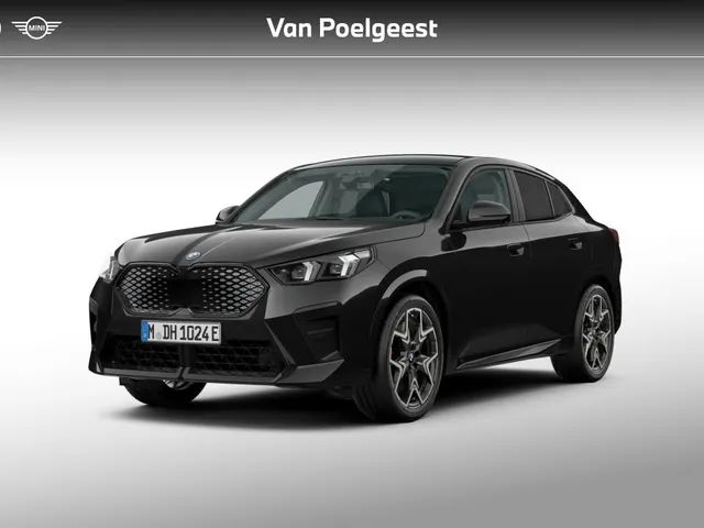 BMW iX2
