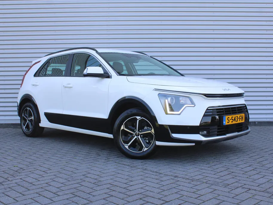 Kia Niro 1.6 GDi Hybrid DynamicLine | Camera | Clima | Cruise | Navi | 16" LM | Keyless | Apple Carplay/Android Auto | Weinig km! |
