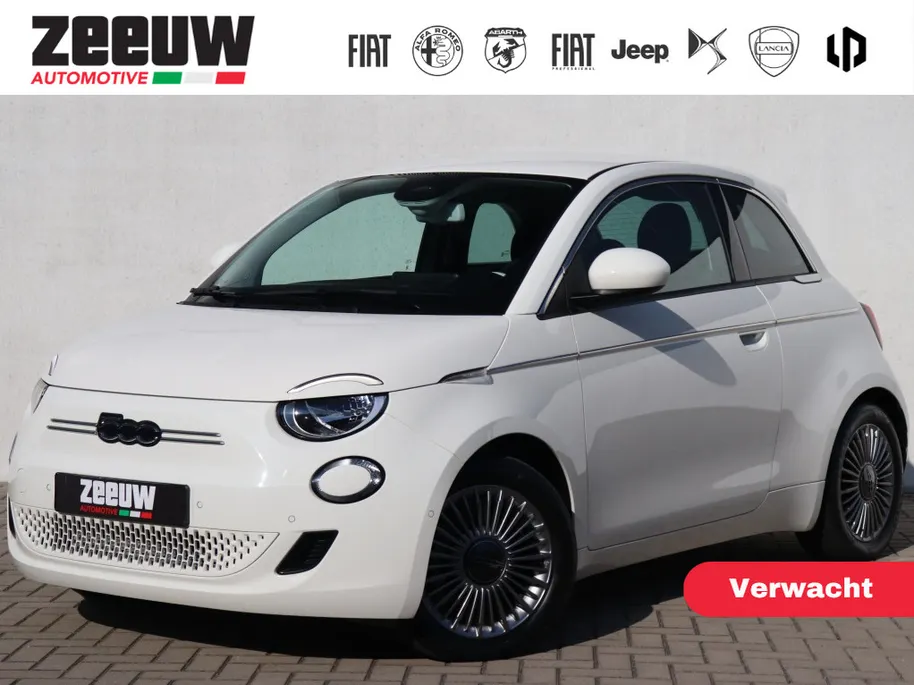 Fiat 500e Icon 42KWH | Camera | Carplay | Winter | Style | Cruise | 16′