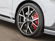 Volkswagen Golf 2.0 TSI 300pk DSG GTI Clubsport · Akrapovic · Camera · Apple/Android Car Play · Stoel-& Stuurverwarming · Dodehoek Detectie · 19'' Inch ·