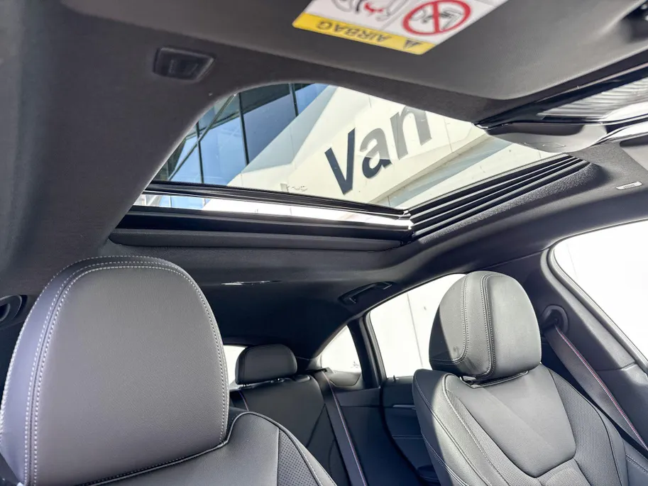 BMW i4 eDrive40