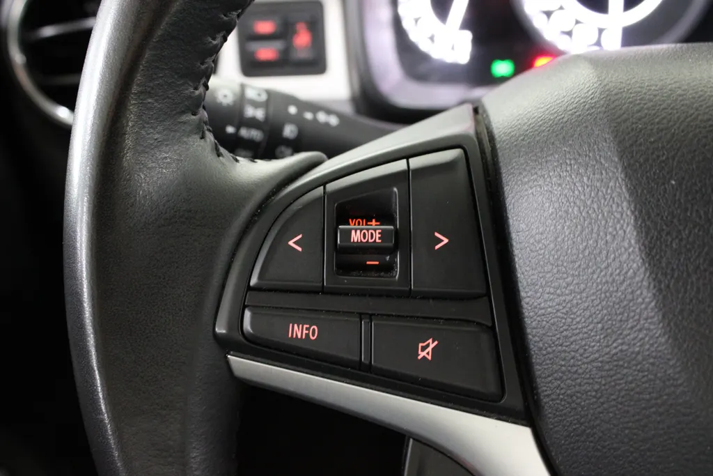 Suzuki Ignis 1.2 Smart Hybrid Allgrip Style / Stoelverwarming / Keyless / Camera / Navi. / Trekhaak /