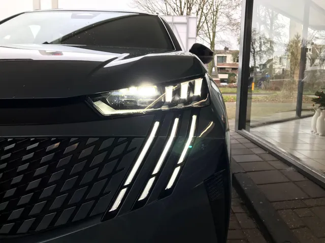 Peugeot 5008 Hybrid 145 GT Automaat