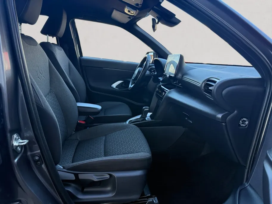 Toyota Yaris Cross 1.5 Hybrid Team D | Camera | Navigatie | Draadloos Apple/Android
