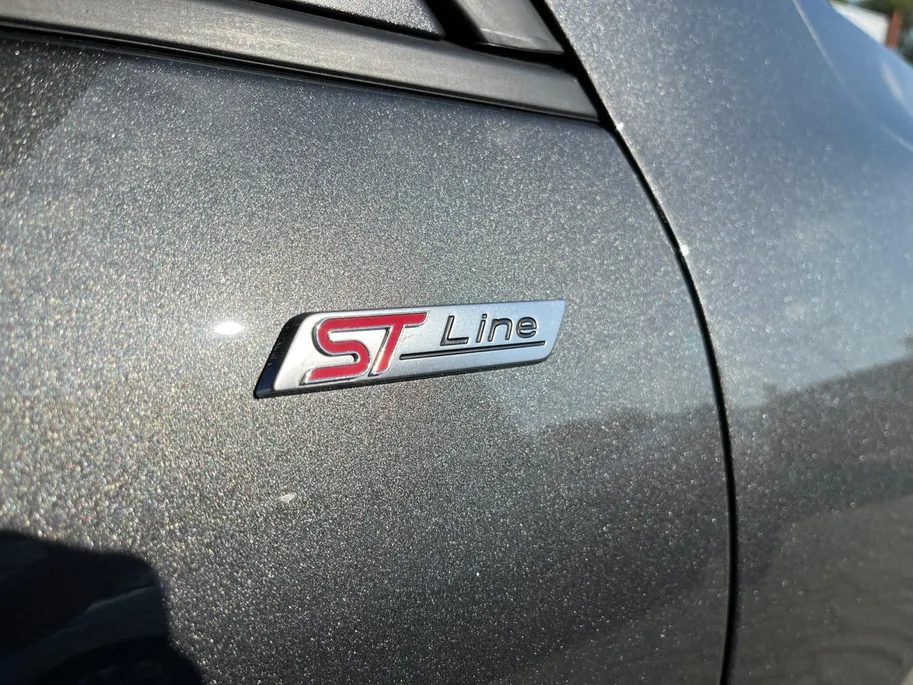 Ford Kuga 2.5 PHEV ST-Line Adaptieve Cruise Control | 360 Camera | Stoel/Stuur/Voorruitverwarming | Dodehoek Detectie | Navigatie |