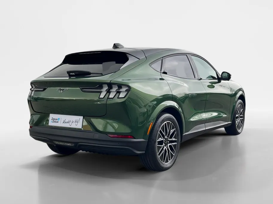 Ford Mustang Mach-E Extended Premium RWD 88 kWh | Op Voorraad | Snel Rijden | Financiering vanaf 2,99% Rente | Actiekorting tot €5000,- | 602 KM Rijbereik WLTP |