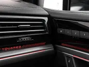 Volkswagen Touareg 3.0 TSi 462pk DSG eHybrid 4MOTION R · SOH 96.9% · Panoramadak · 360 Camera · Luchtvering · Wegklapbare Trekhaak · Stoelventilatie · Elek. Voorstoelen · 21'' Inch ·