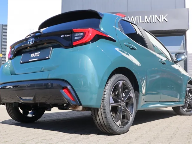 Toyota Yaris Hybrid 130 Executiv | Stoelverwarming | Modeljaarvoordeel €3.500
