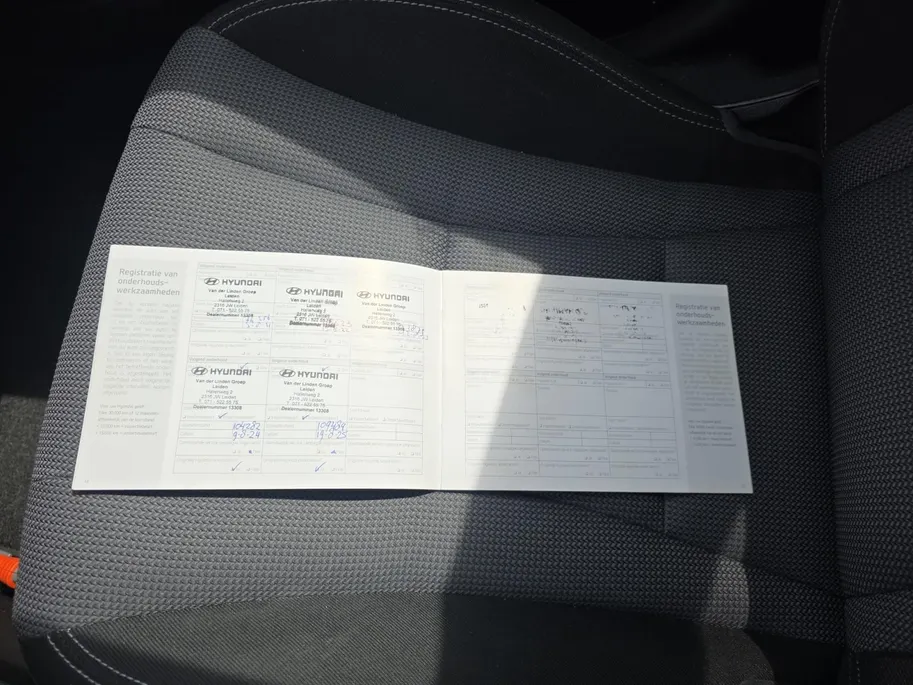 Hyundai i30 1.6 GDI Go! | 1e eigenaar | Volledig onderhouden! | Navigatie | Cruise Control | Achteruitrijcamera | Elektr. ramen | Climate Control | 12 maanden garantie!