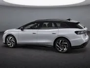 Volkswagen ID.7 Limited Edition Plus 77 kWh accu 286 PK · Achteruitrijcamera · Draadloze telefoonlader ·