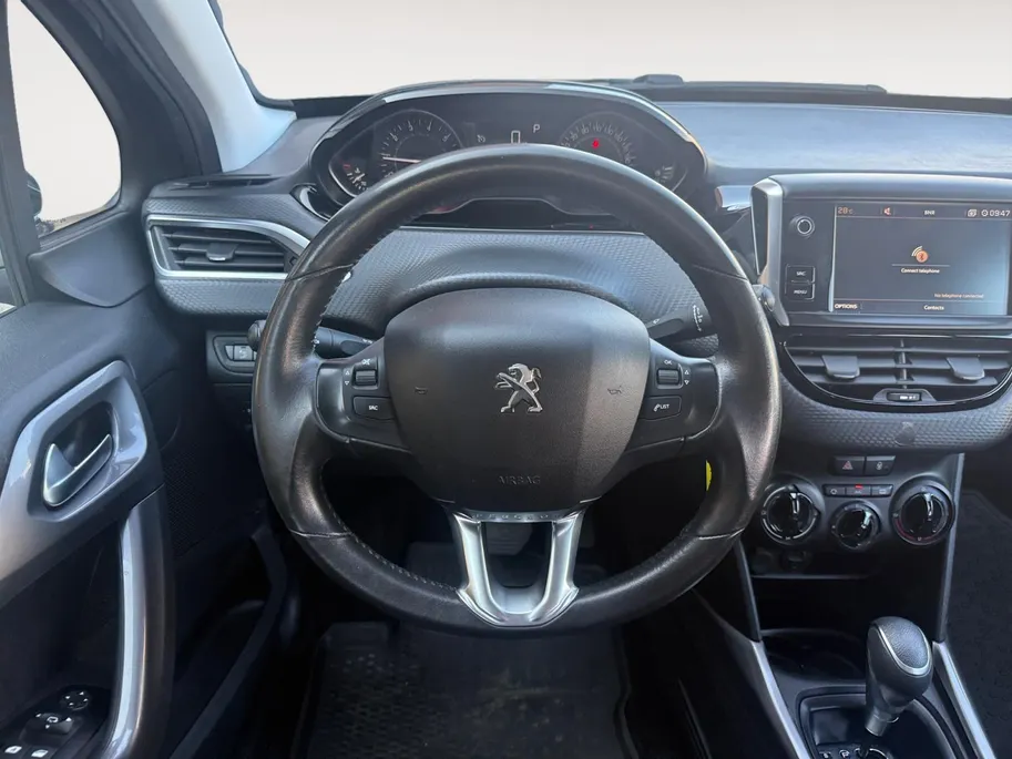 Peugeot 2008 1.2 PureTech Active | Achteruitrijcamera | Apple Carplay & Android Auto | LMV | Airco | Parkeersensoren |