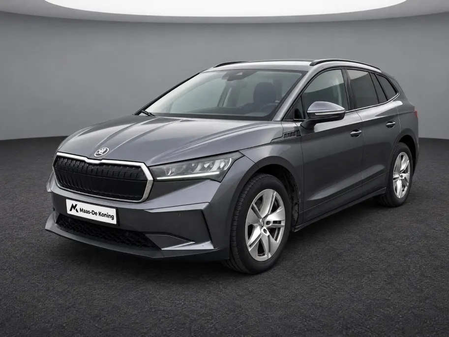 Škoda Enyaq iV 60 Selection 132kW/180 PK · Navigatie · Leder/stof · Apple/Android Car Play · Camera