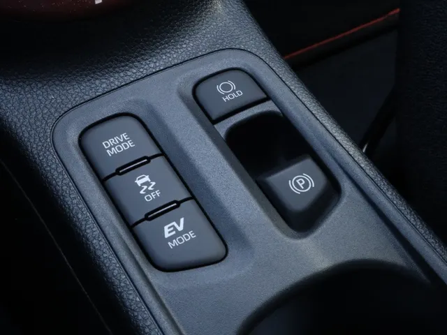 Toyota Aygo X Hybrid 115 pulse Bi-Tone | Easy Pack