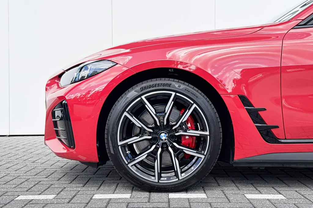 BMW i4 eDrive40