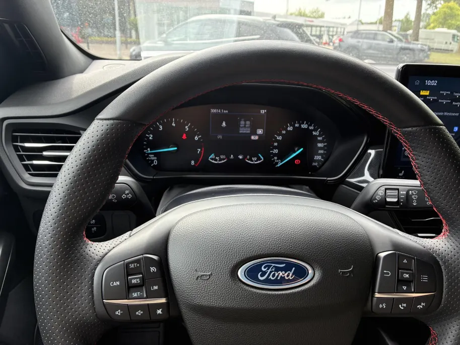 Ford Focus Wagon 1.0 EcoBoost Hybrid ST Line NAVIGATIE GROOTSCHERM.