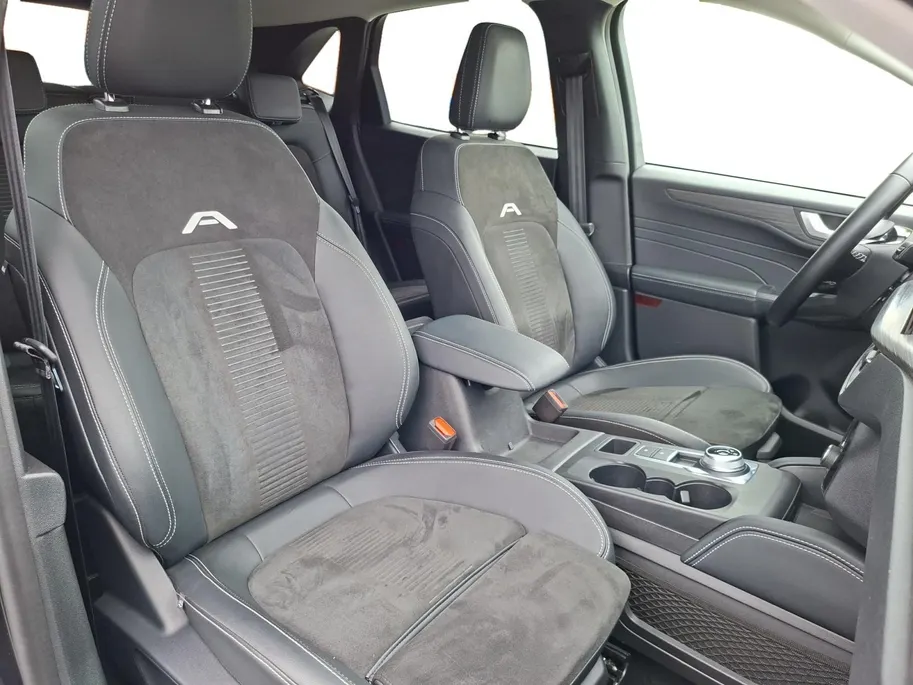 Ford Kuga 2.5 PHEV Active X | Technologypack | 360Camera | Adaptive Cruisecontrol | Dodehoekdetectie | El. Achterklep | B&O Audio | Head-up Display | Matrix Ledkoplampen | Dealer onderhouden! |
