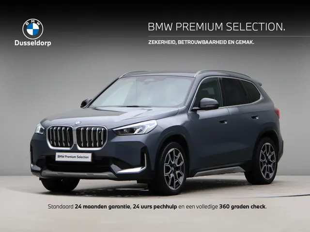 BMW iX1